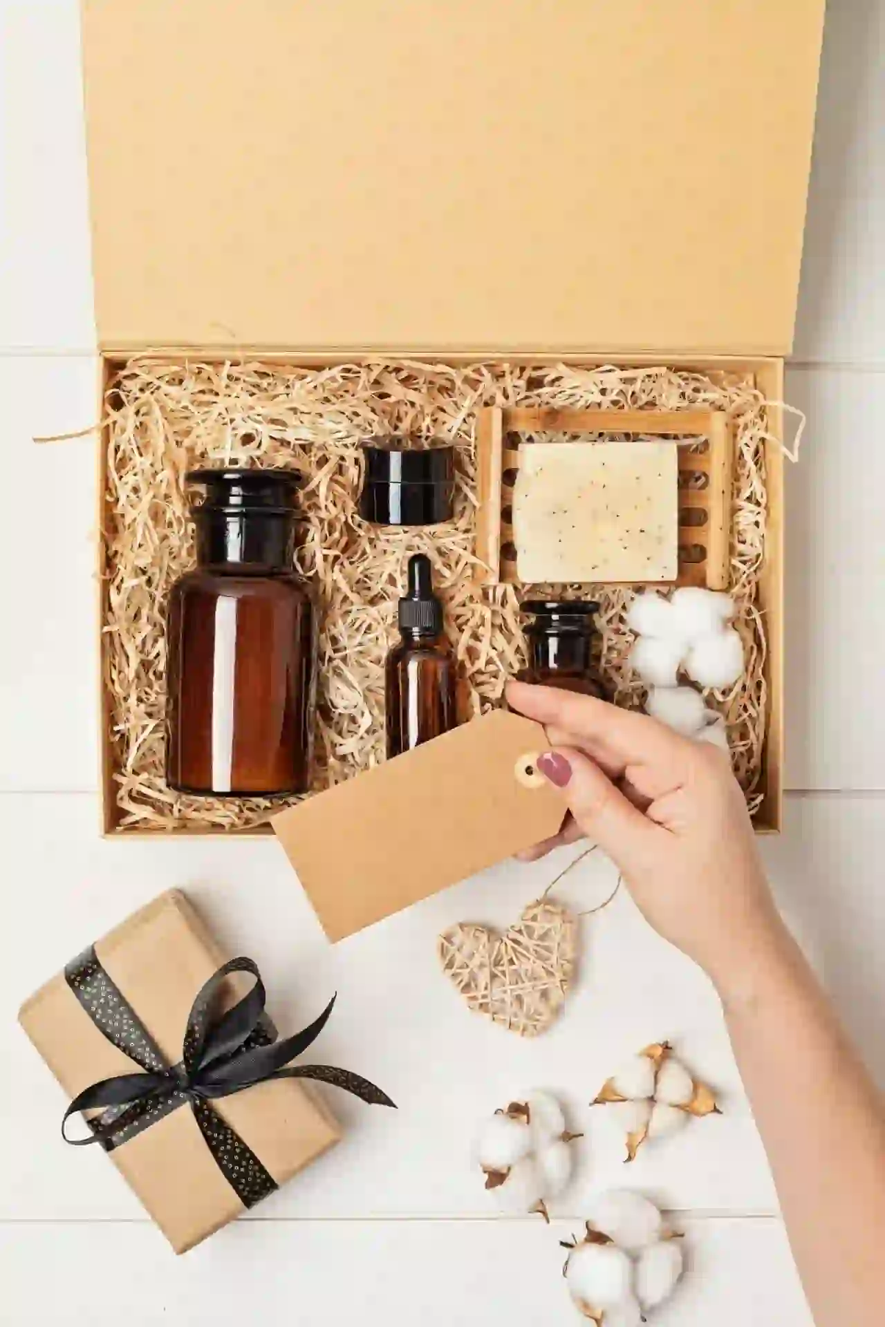 seasonal gift box with plastic free organic cosmetics products
